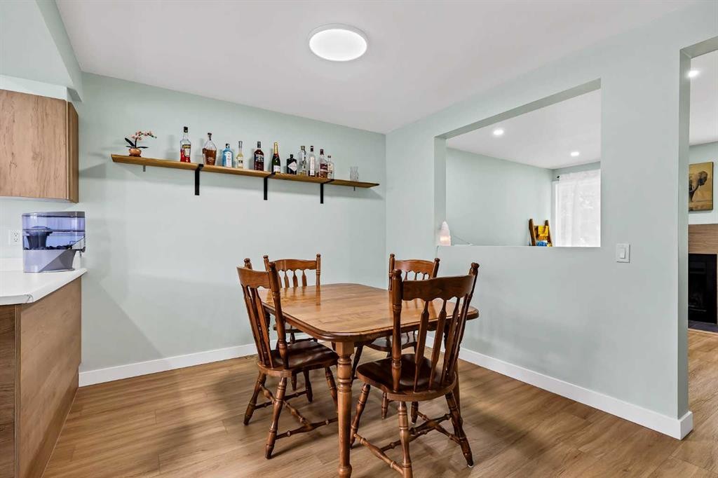 2187 Woodview Drive Sw, Calgary, AB