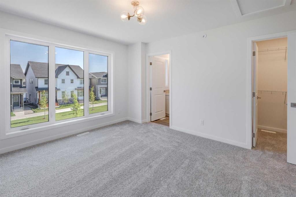 99 Herron Walk Ne, Calgary, AB