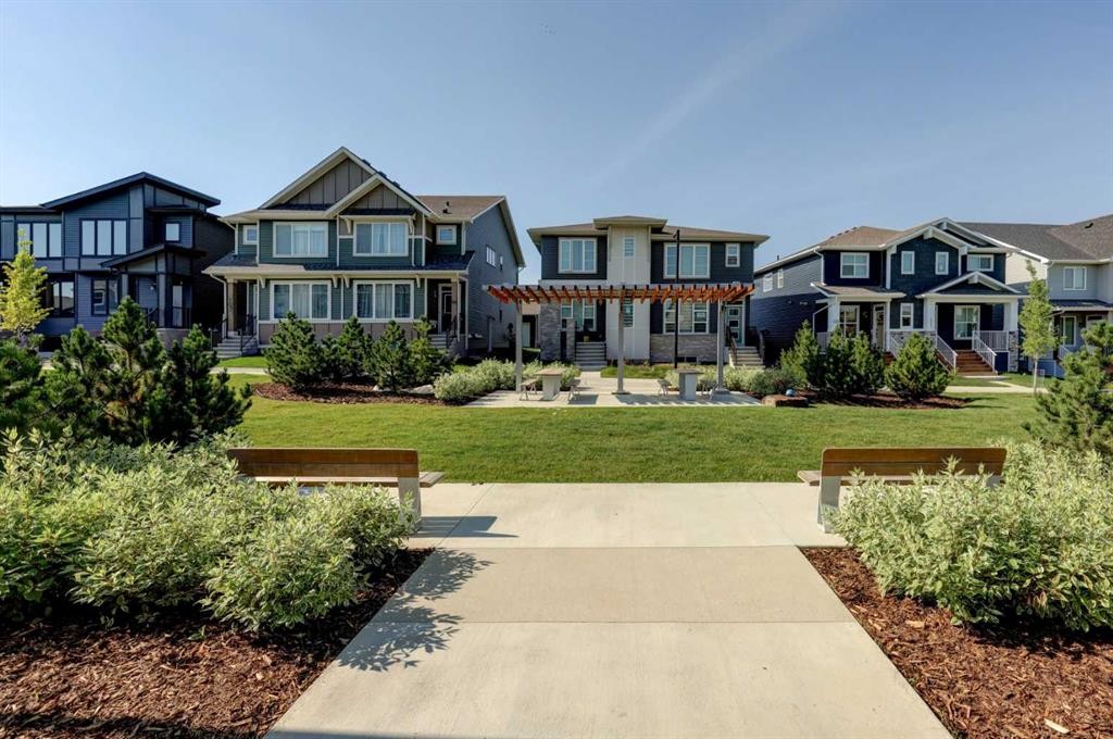 99 Herron Walk Ne, Calgary, AB