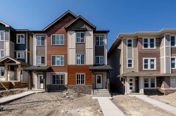 7 Tillotson Loop Okotoks, AB T1S 4S8