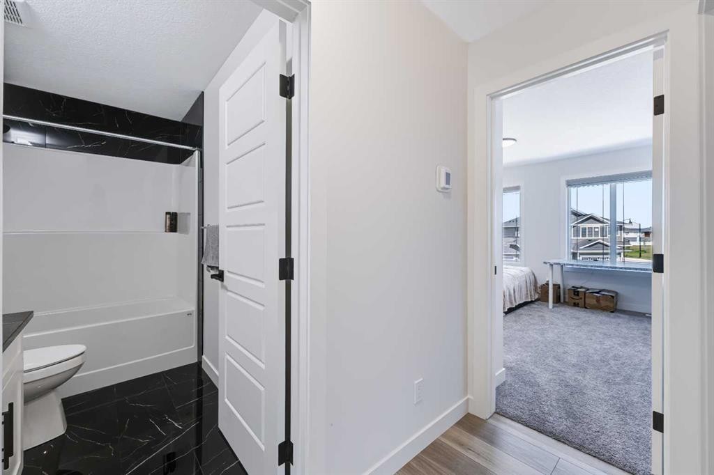 123 Dawson Dock Cove, Chestermere, AB