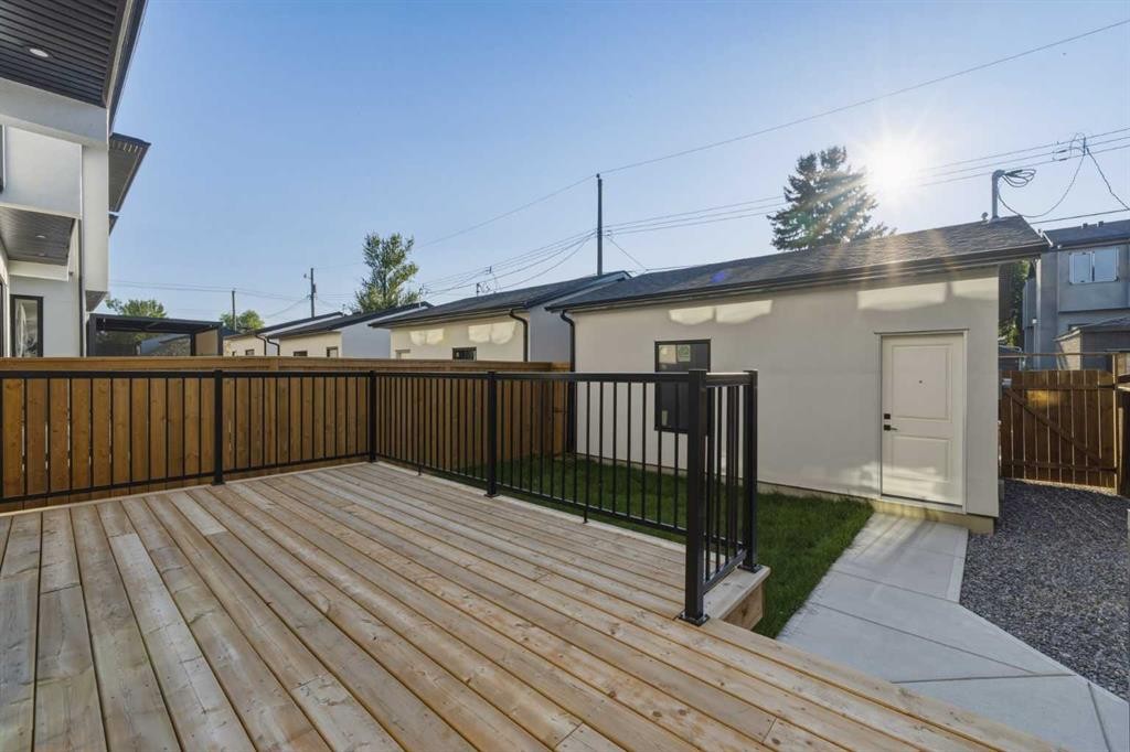 643 36 Street Sw, Calgary, AB