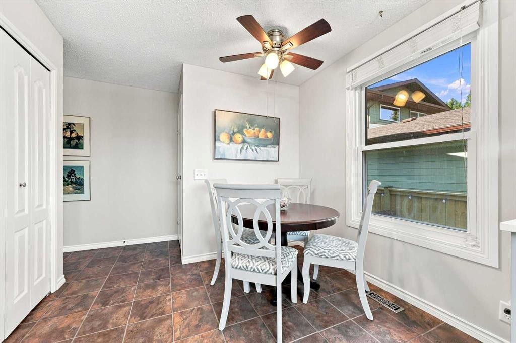 167 Bernard Way Nw, Calgary, AB