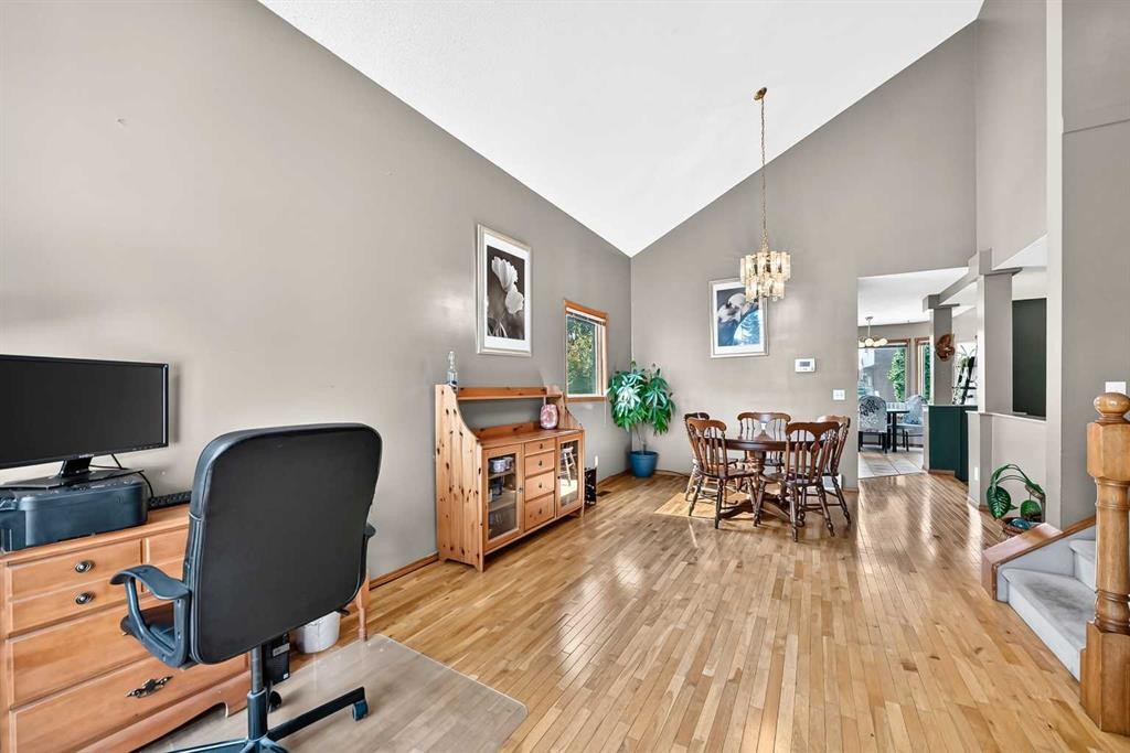 228 Arbour Ridge Way Nw, Calgary, AB - Indoor Photo Showing Office