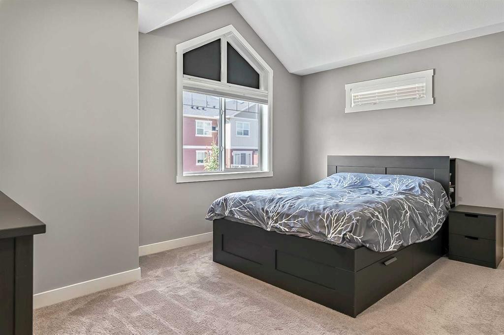 652 Skyview Ranch Grove Ne, Calgary, AB