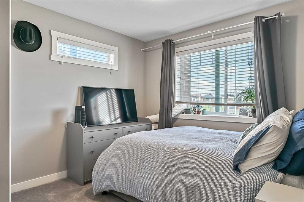 652 Skyview Ranch Grove Ne, Calgary, AB