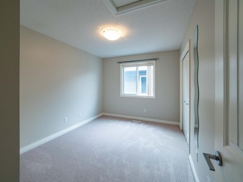 405 Saddlelake Drive Ne, Calgary, AB 
