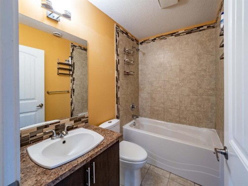 405 Saddlelake Drive Ne, Calgary, AB 
