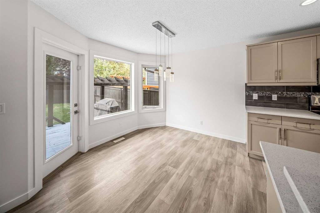 137 Sage Valley Close Nw, Calgary, AB