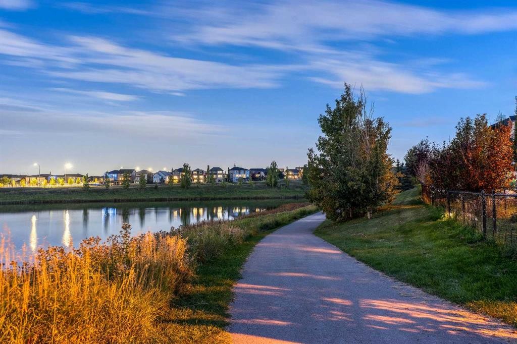 137 Sage Valley Close Nw, Calgary, AB