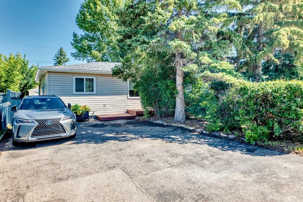 8512 33 Avenue Nw, Calgary, AB