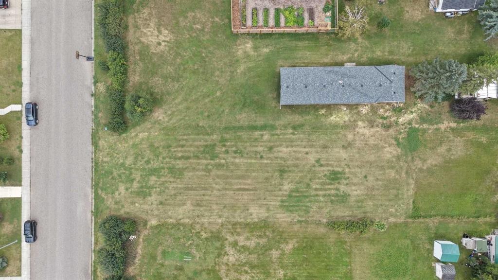 2110 27 Avenue, Nanton, AB