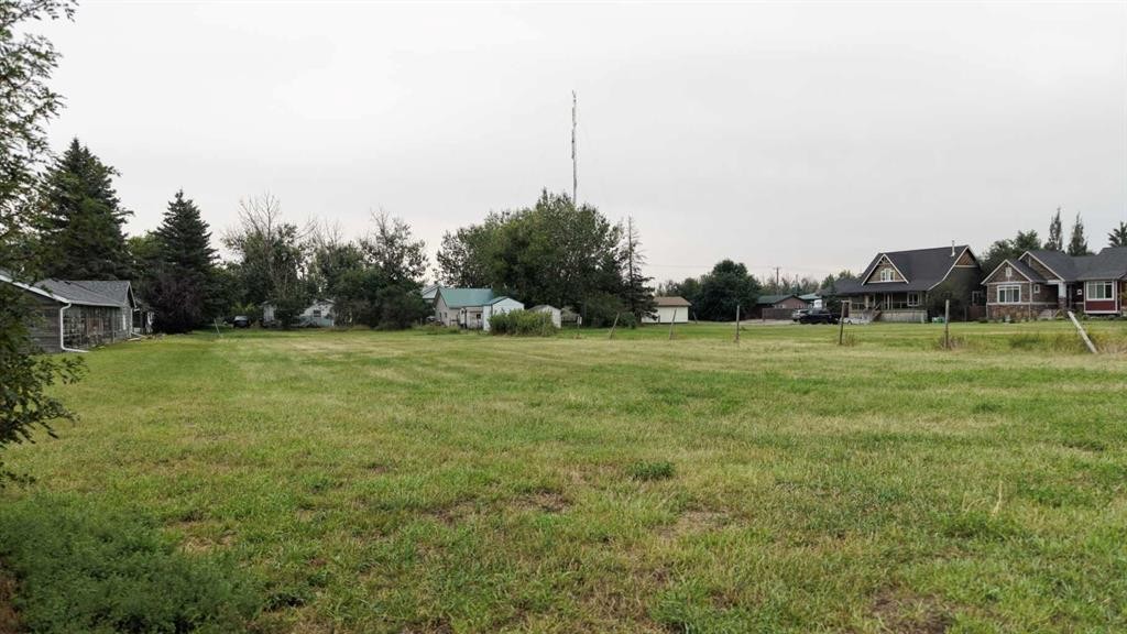 2110 27 Avenue, Nanton, AB