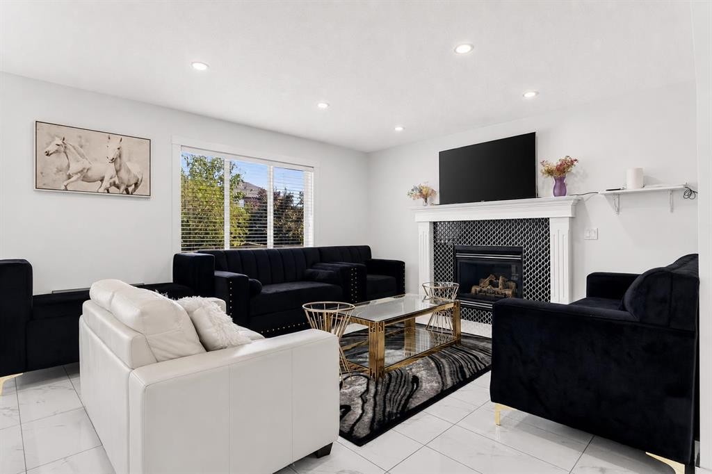 53 Martha'S Place Ne, Calgary, AB