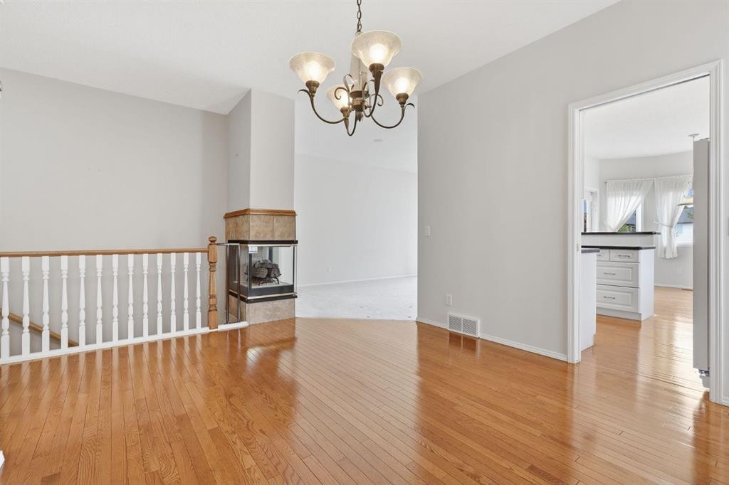 112 Shannon Road Sw, Calgary, AB