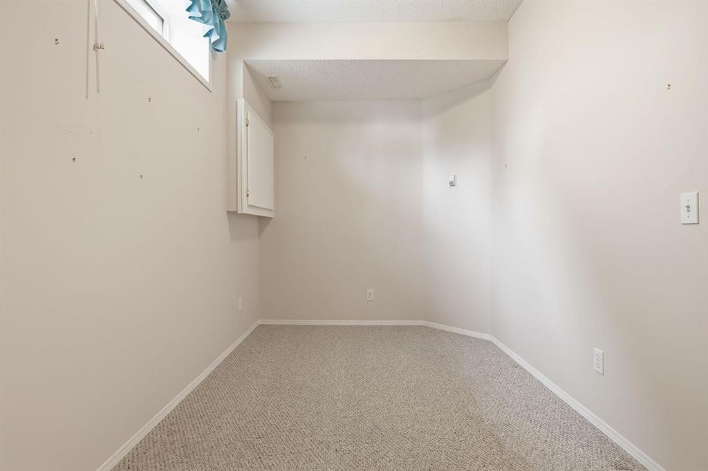 112 Shannon Road Sw, Calgary, AB