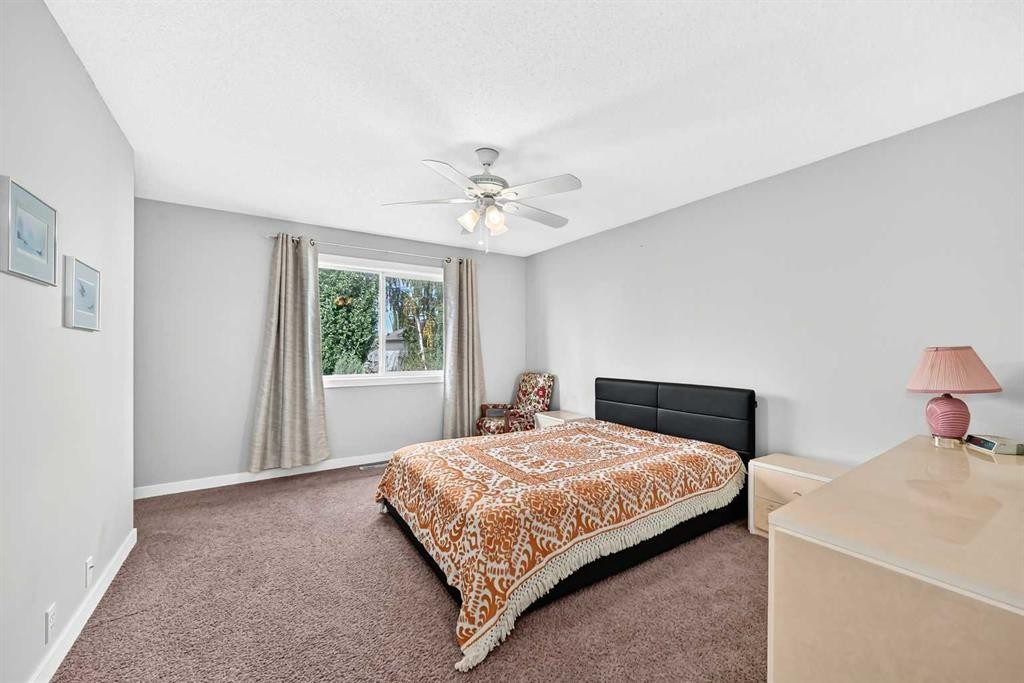 14 Douglasview Circle Se, Calgary, AB