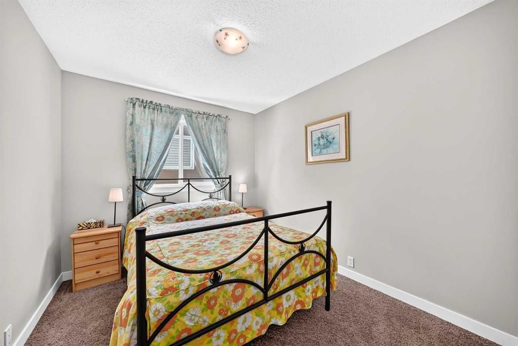 14 Douglasview Circle Se, Calgary, AB