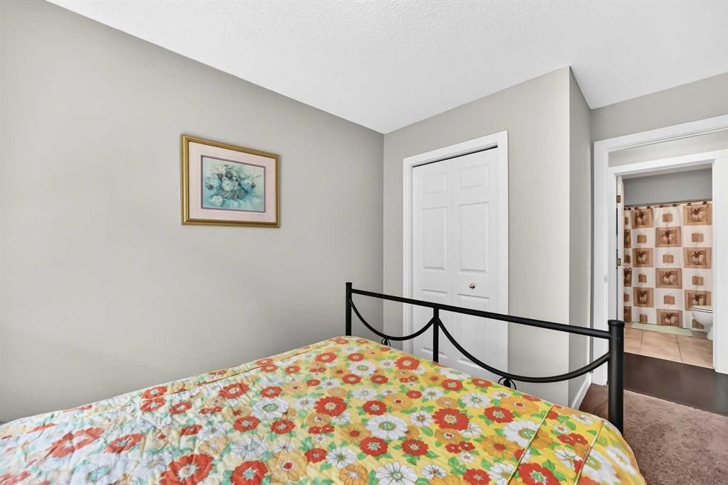 14 Douglasview Circle Se, Calgary, AB