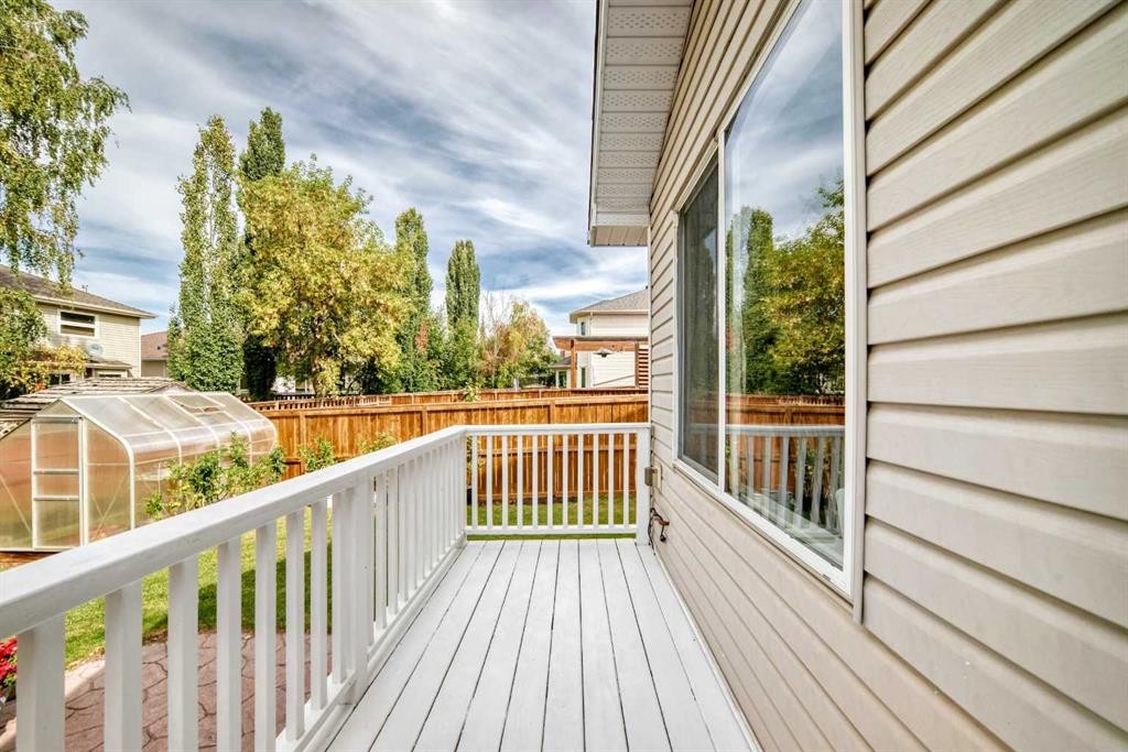 14 Douglasview Circle Se, Calgary, AB