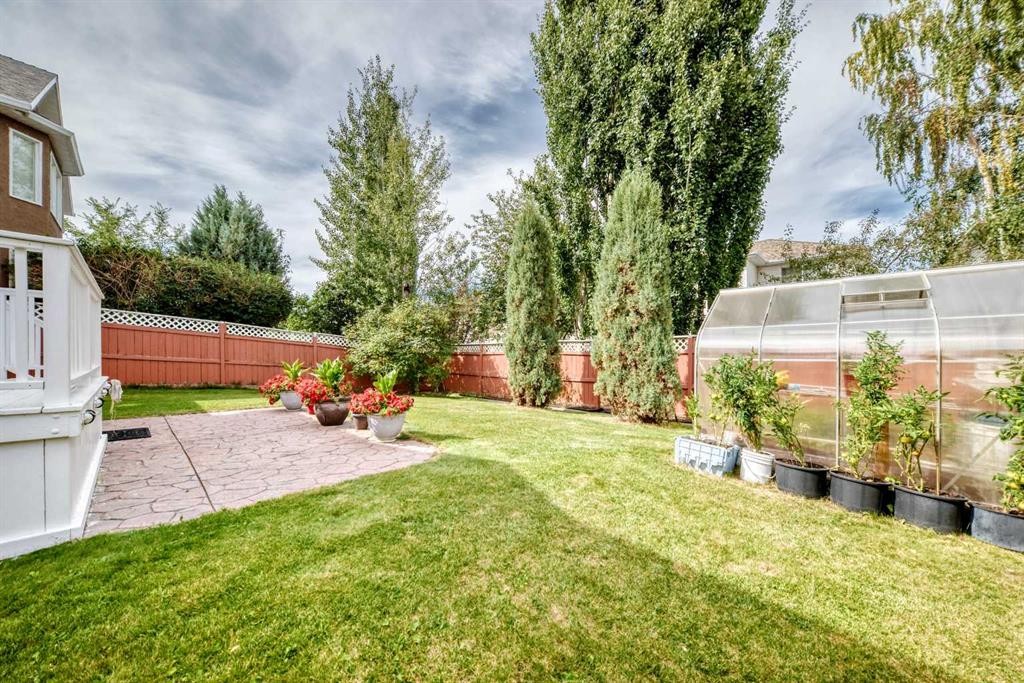 14 Douglasview Circle Se, Calgary, AB