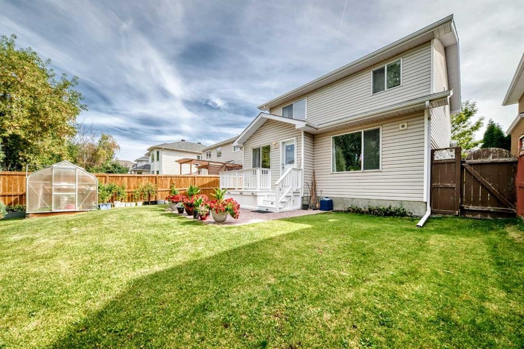14 Douglasview Circle Se, Calgary, AB