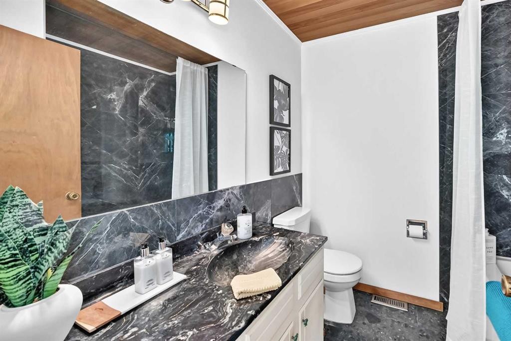 4408 Dalhart Road Nw, Calgary, AB