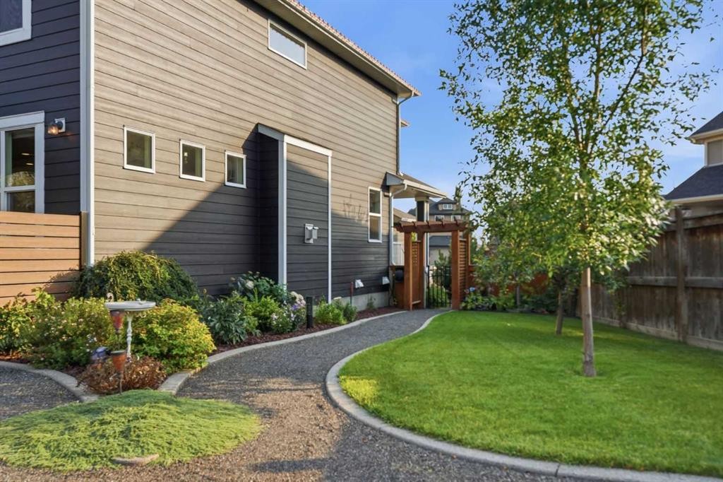 46 Cranarch View, Calgary, AB