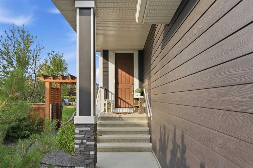 46 Cranarch View, Calgary, AB