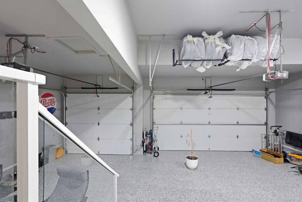 46 Cranarch View, Calgary, AB