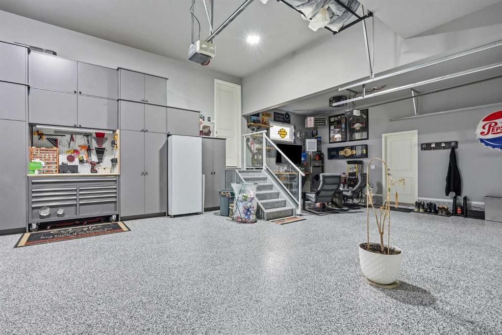 46 Cranarch View, Calgary, AB