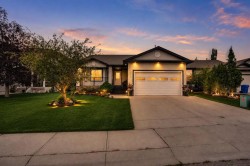 112 Aspen Creek Crescent Strathmore, AB T1P 1R4