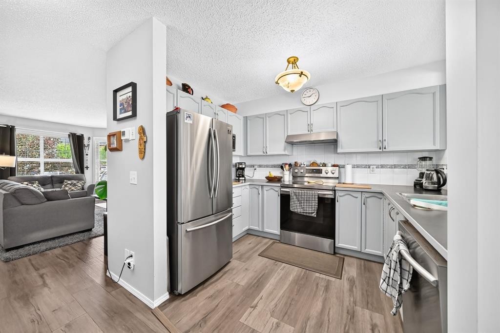 38 Country Village Landing Ne, Calgary, AB