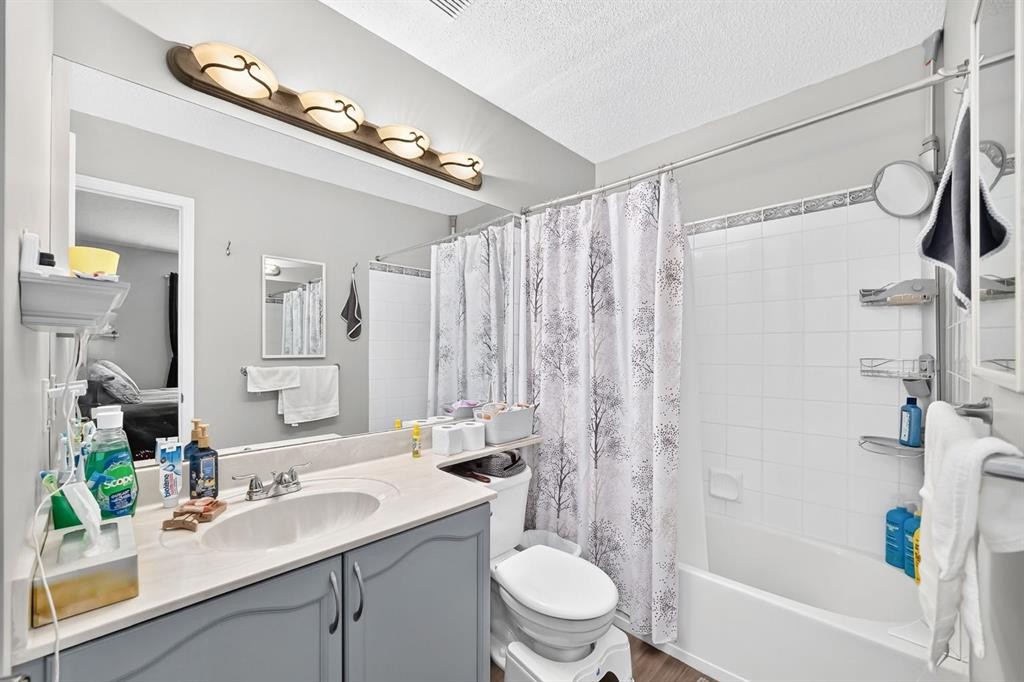 38 Country Village Landing Ne, Calgary, AB
