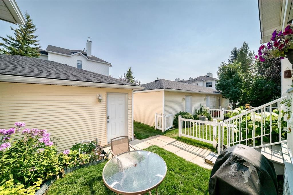 38 Country Village Landing Ne, Calgary, AB