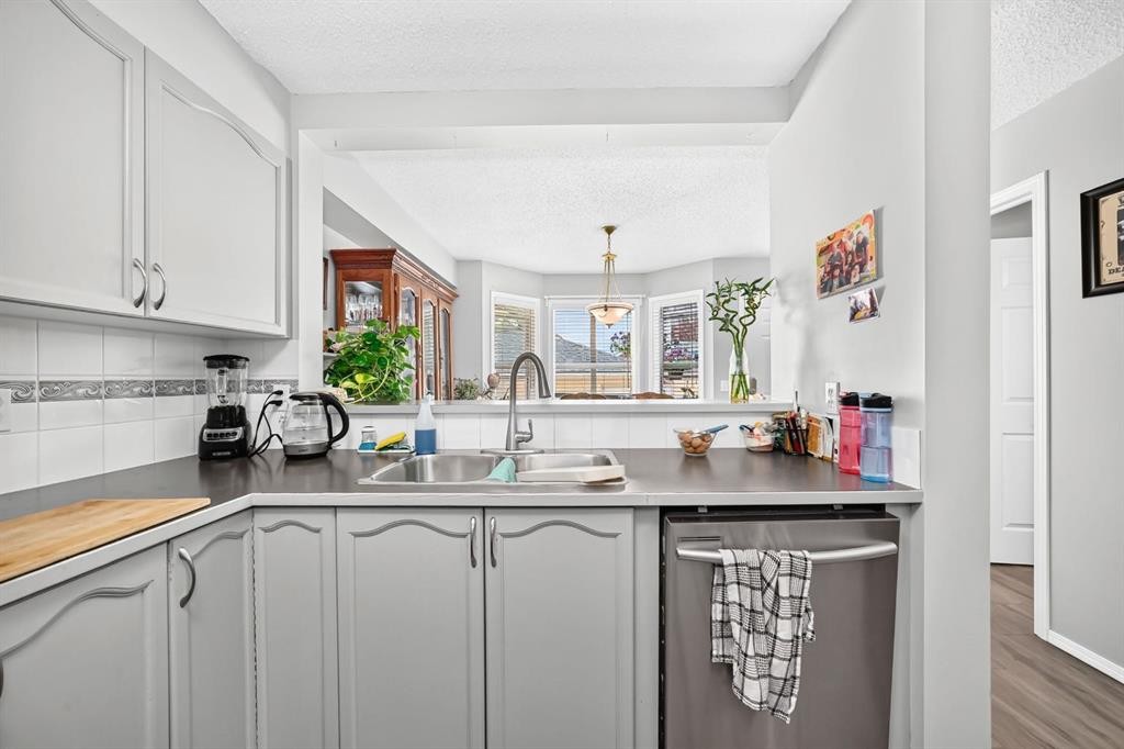 38 Country Village Landing Ne, Calgary, AB