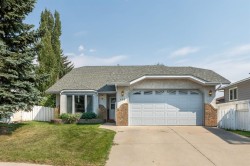 906 7 Street SEHigh River, AB T1V 1K3
