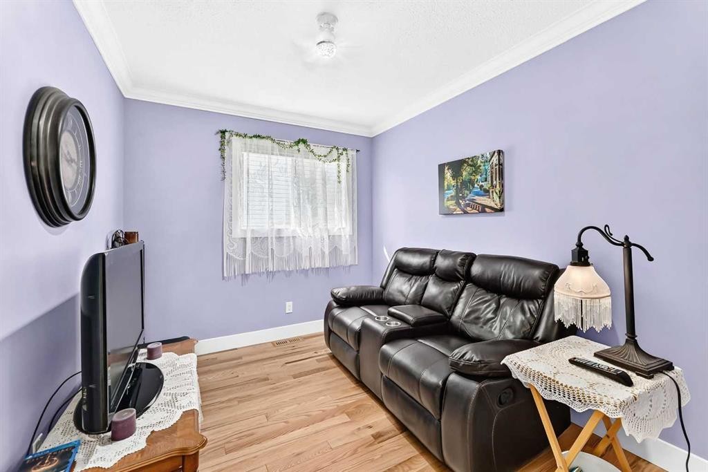 2220 22 Avenue, Delburne, AB
