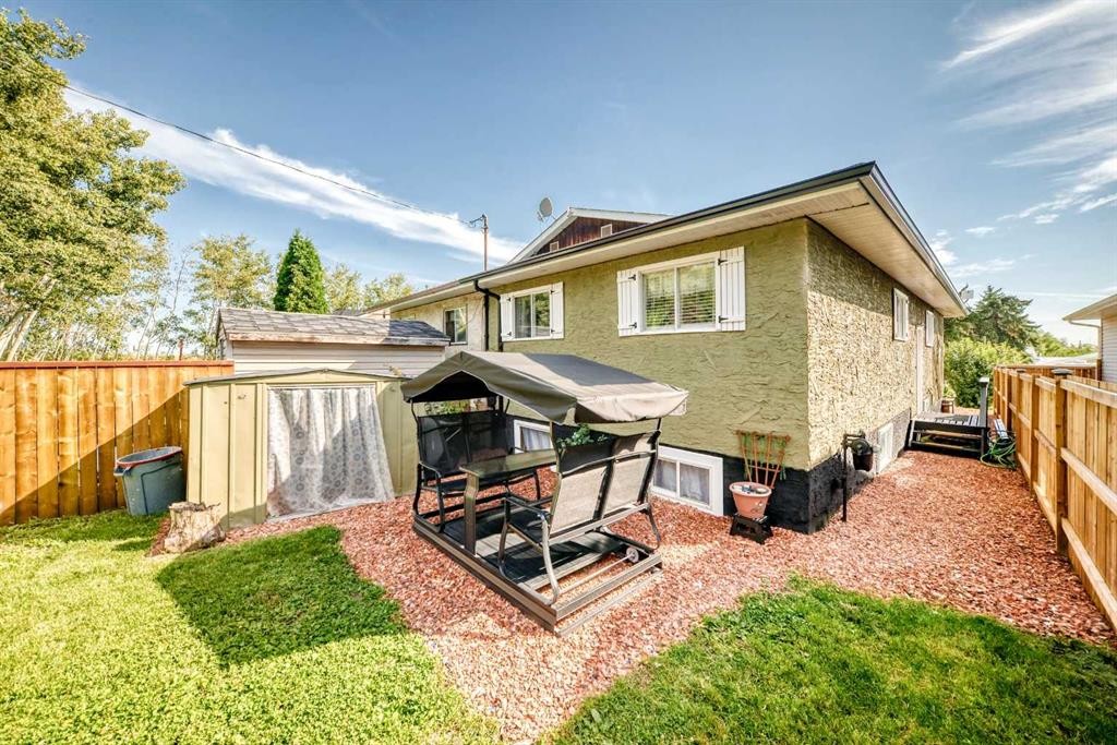 2220 22 Avenue, Delburne, AB
