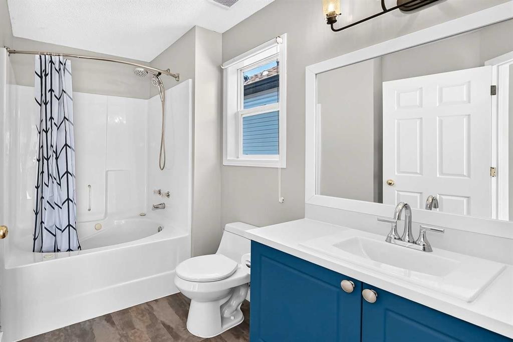 19 Valley Brook Circle Nw, Calgary, AB