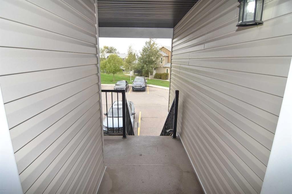 601-8 Bayside Place, Strathmore, AB