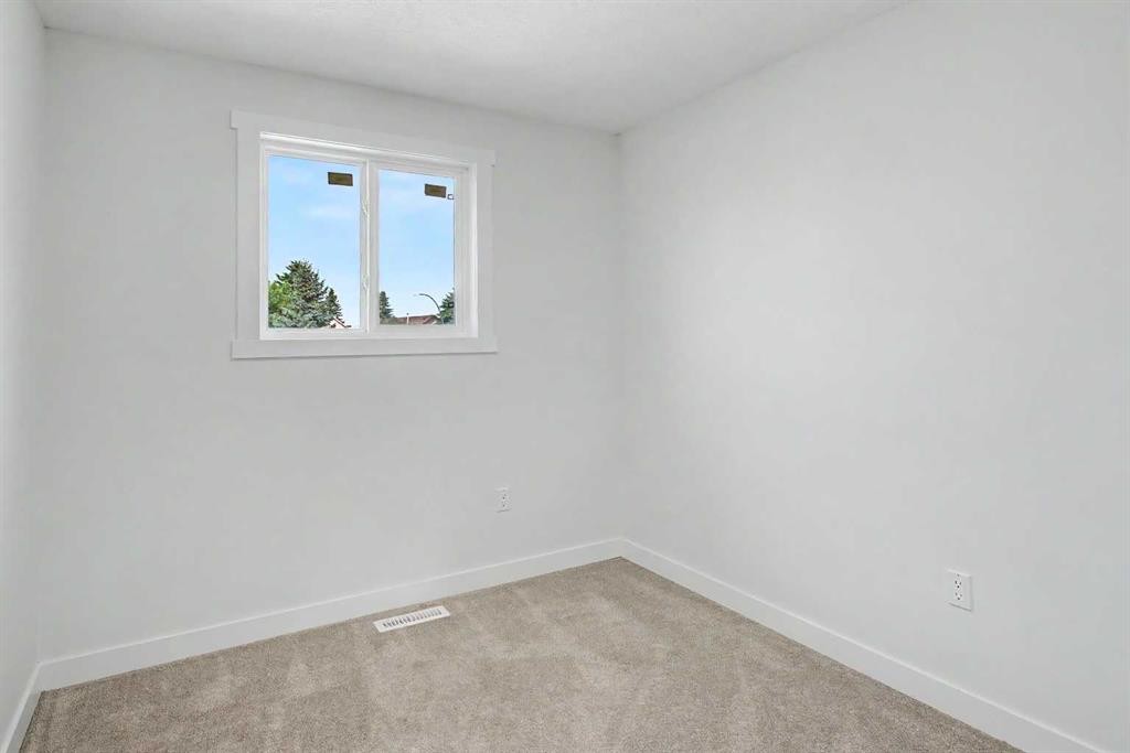 58 Taraglen Road Ne, Calgary, AB