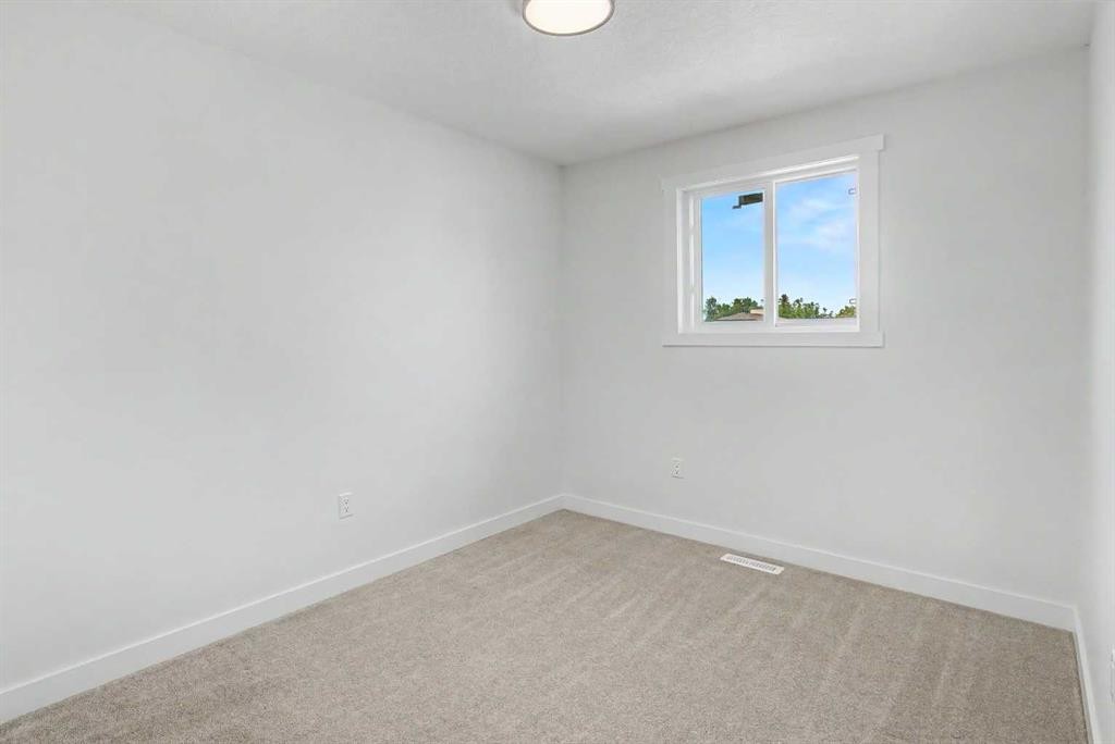 58 Taraglen Road Ne, Calgary, AB