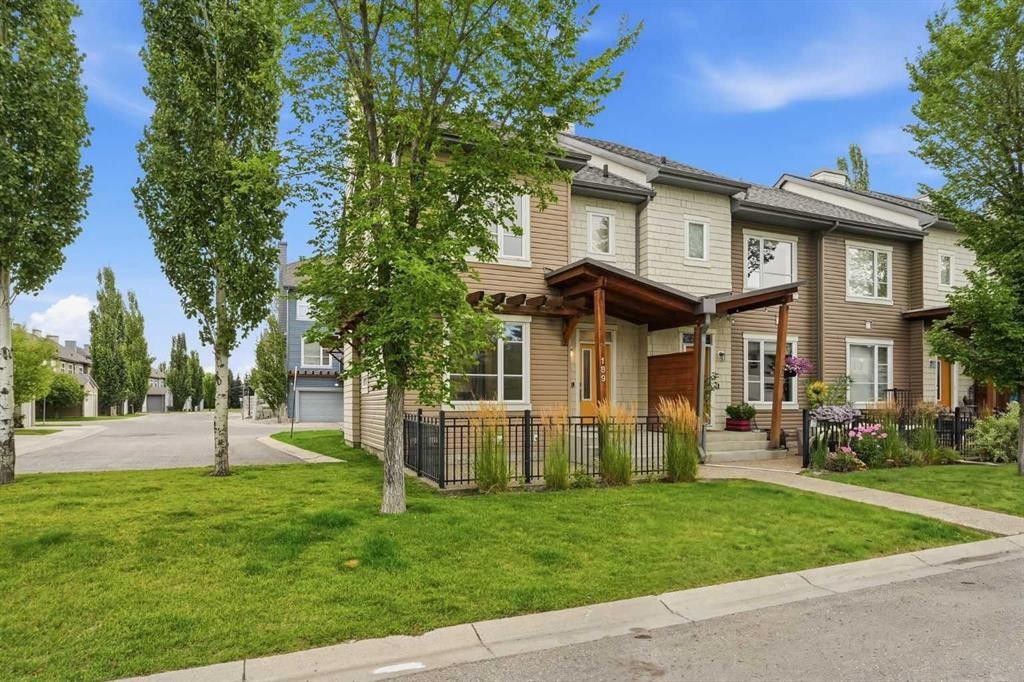 189 Chapalina Square Se, Calgary, AB