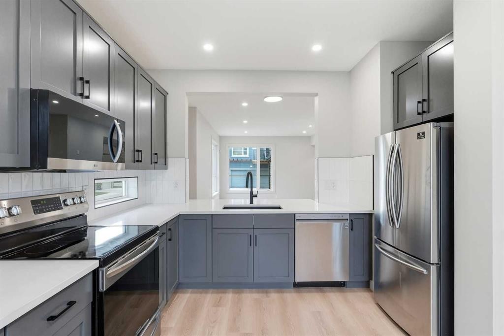 189 Chapalina Square Se, Calgary, AB