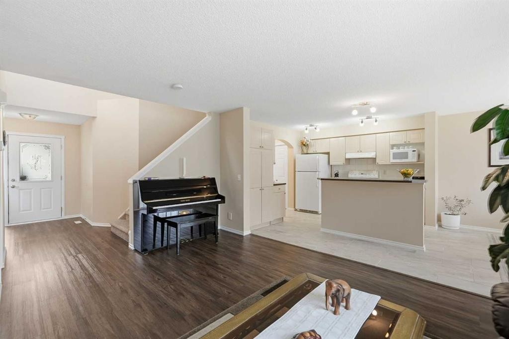 54 Cougar Ridge Bay Sw, Calgary, AB