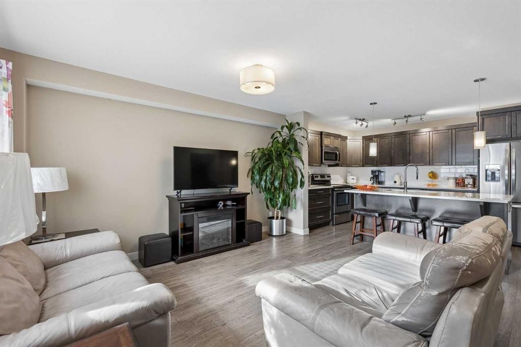 712 Redstone View Ne, Calgary, AB