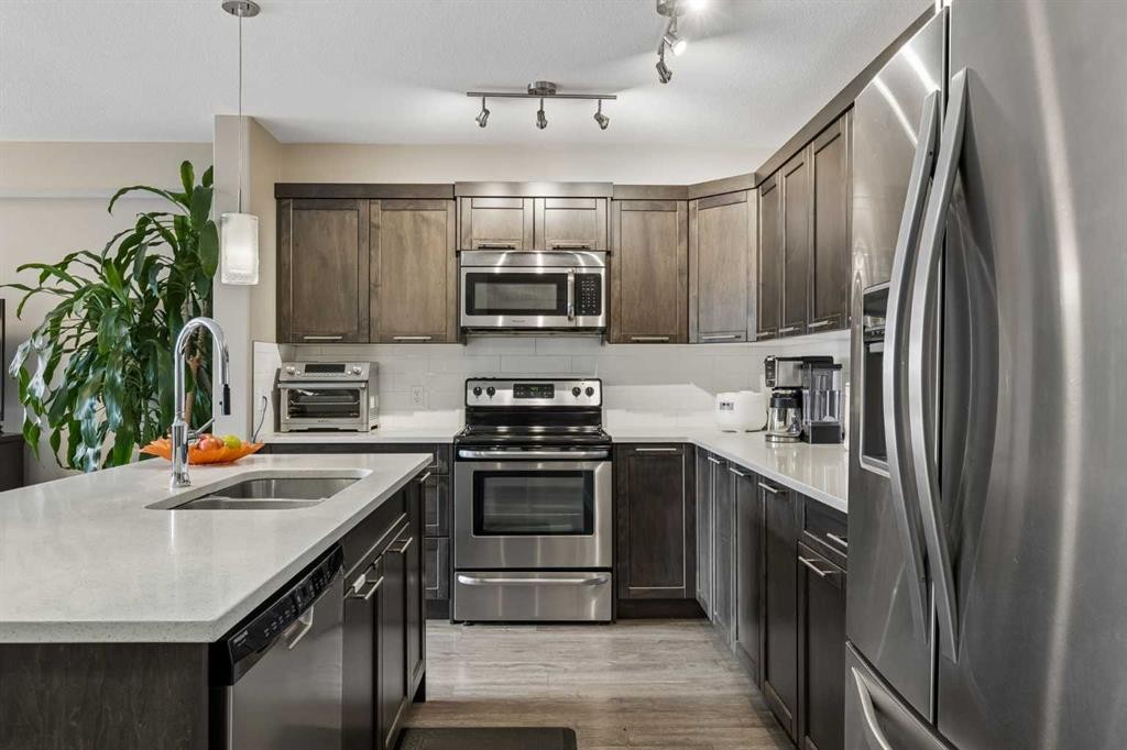 712 Redstone View Ne, Calgary, AB