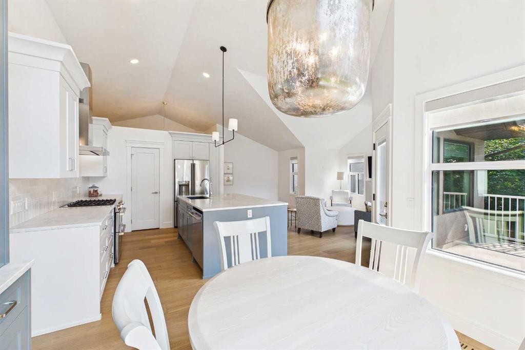 208 Harvest Lake Green Ne, Calgary, AB