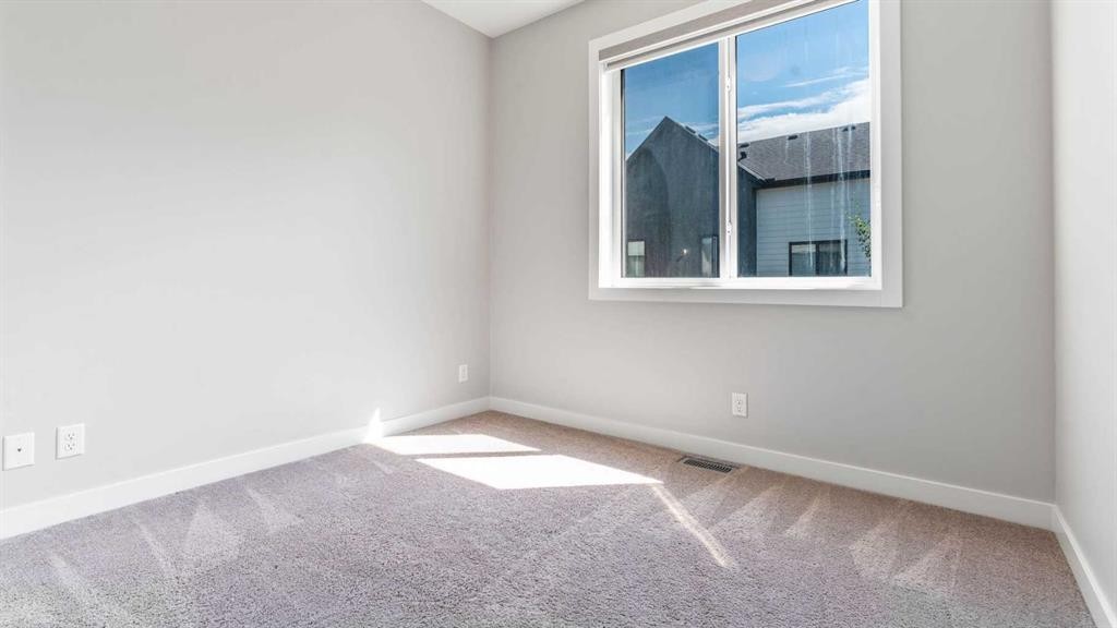 810 Redstone Crescent Ne, Calgary, AB